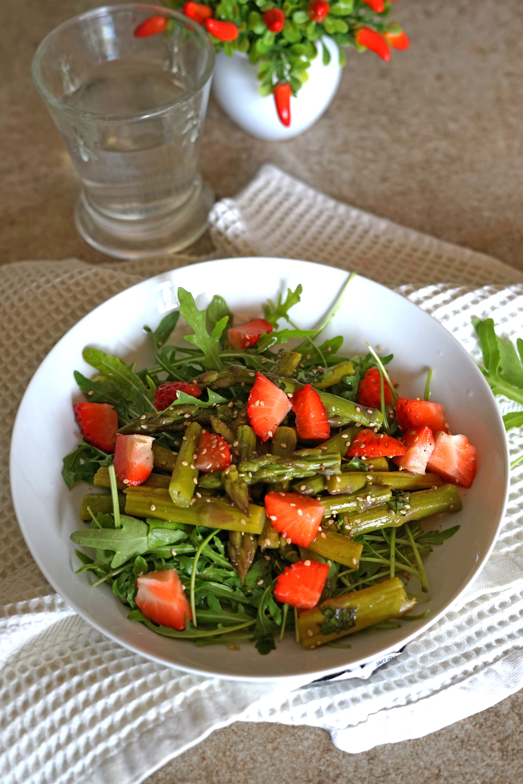 Salade asperges et fraises Salade asperges et fraises