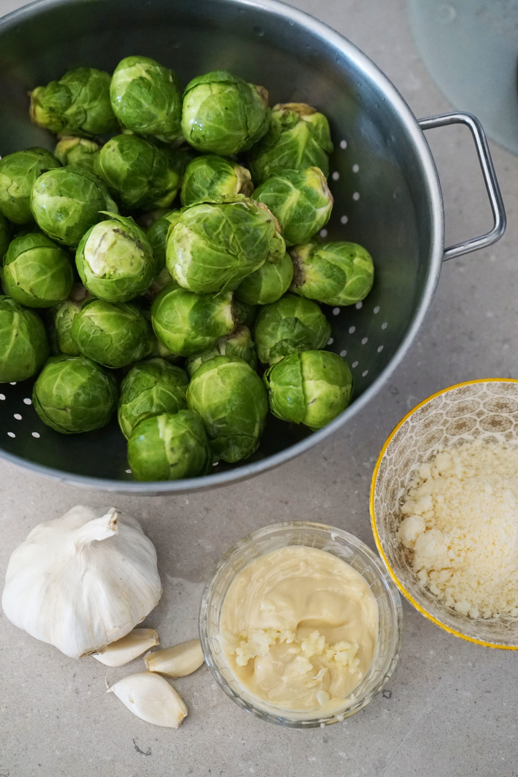 Choux de bruxelles croustillants au parmesan